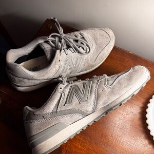 New Balance Women’s 696 Gray Sneakers